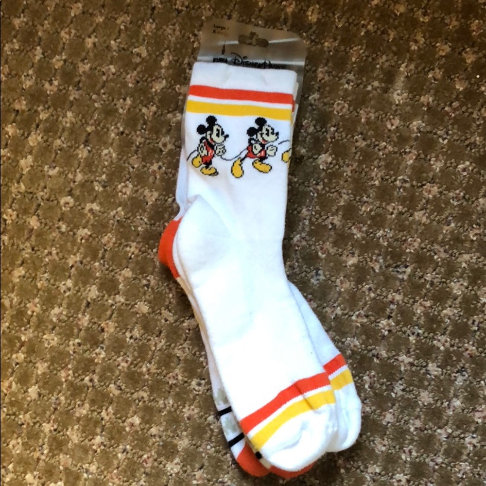 NWT 🏷 Disney Mickey Mouse Socks 2-pack 🧦